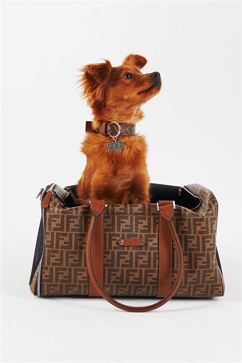 coperta per cani fendi|Fendi Launches Pets Accessories Collection .